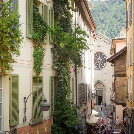 Via Natta 15 - The House Of Travelers بيت للعطل كومو