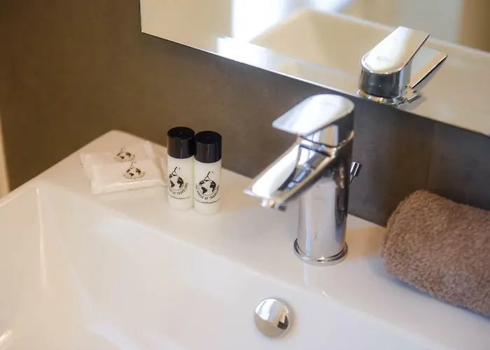 Via Natta 15 - The House Of Travelers * Como